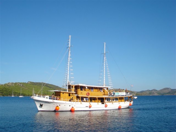Summer Blues Catamaran Tour