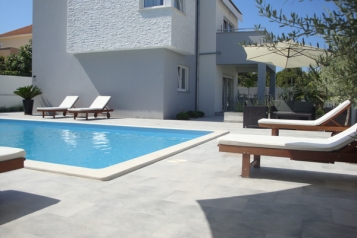 Vila Gabi med pool nauml;ra stranden, Zadar