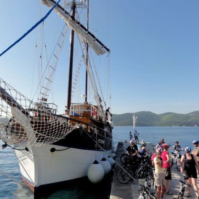 Cruising in Croatia - Activity Cruises - Cruise and Cycle - Island hopping Dalmatia