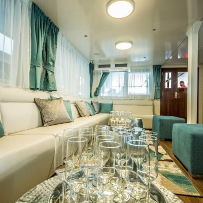 Cruising in Croatia - Deluxe Cruises - Dubrovnik Wine Cruise