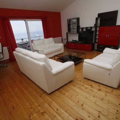 De Lux Apartment A8 with view and swimming pool