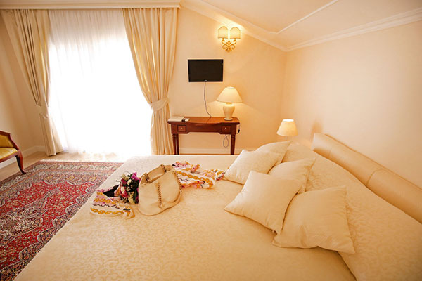 Luxury superior room in Villa Triana